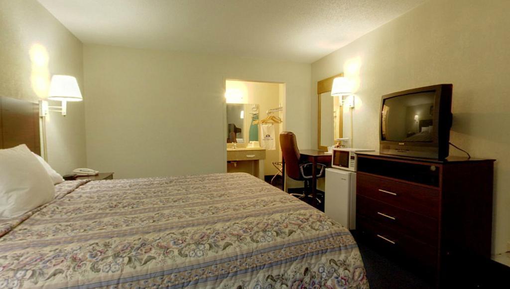 Americas Best Value Inn Newton Kamer foto